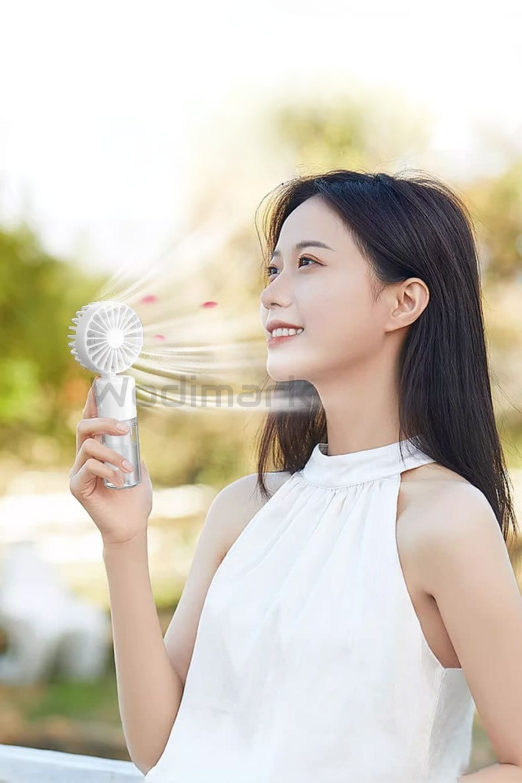 Wodimark Handheld Water Mist Fan Rechargeable Fan Mini Desktop Hand Fan Portable